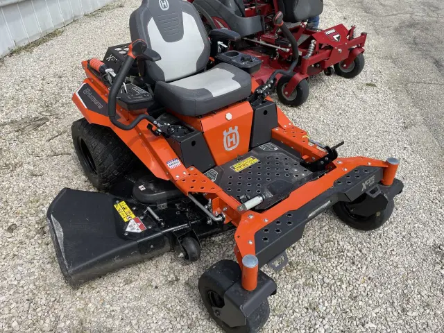 Image of Husqvarna XCITE Z350 equipment image 2