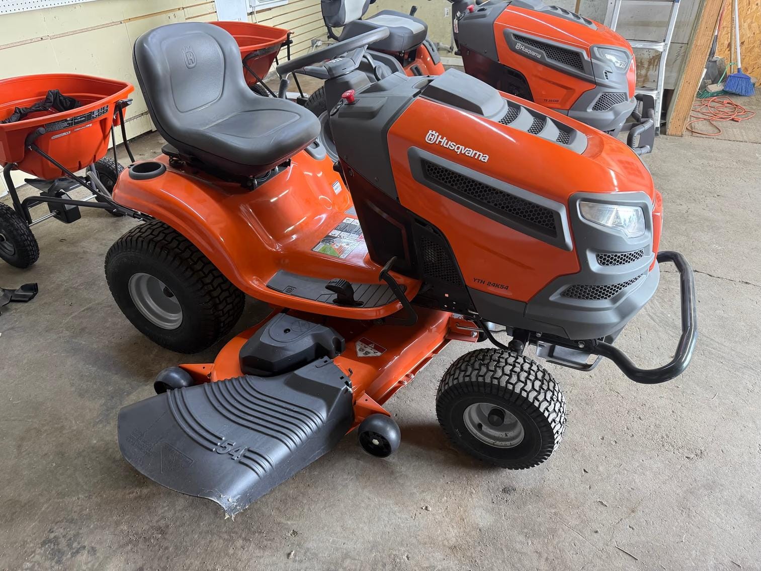 2025 Husqvarna YTH24K54 Equipment Image0