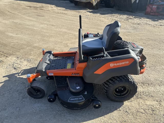 Image of Husqvarna Z254F equipment image 1