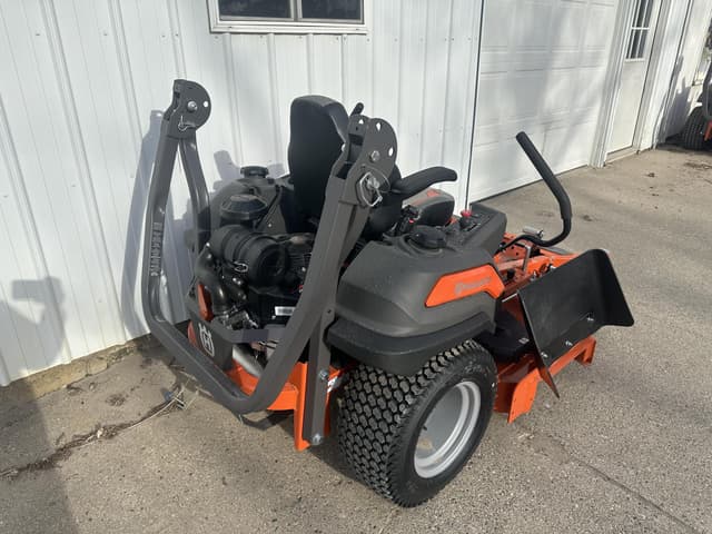 Image of Husqvarna Z454XS equipment image 2