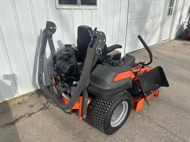 Image of Husqvarna Z454XS equipment image 2