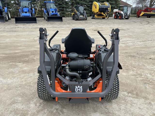 Image of Husqvarna Z454XS equipment image 3