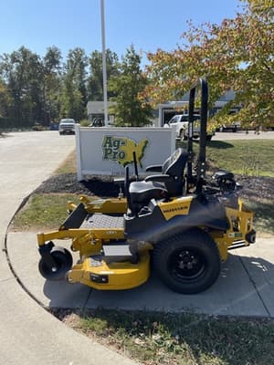 2025 Hustler FasTrak Image