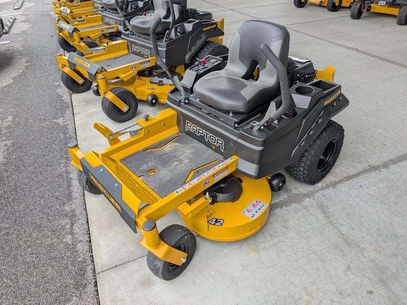 2025 Hustler Raptor X Equipment Image0