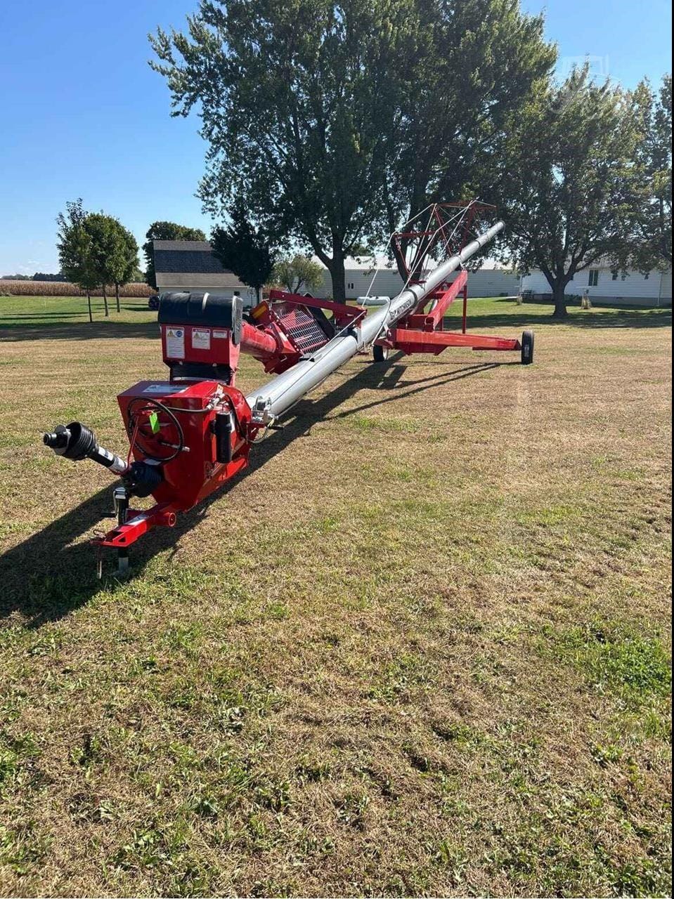 2025 Hutchinson HX2 10-83 Equipment Image0