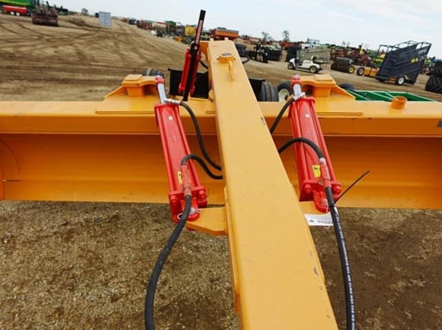 Image of  Industrias America 120R equipment image 4