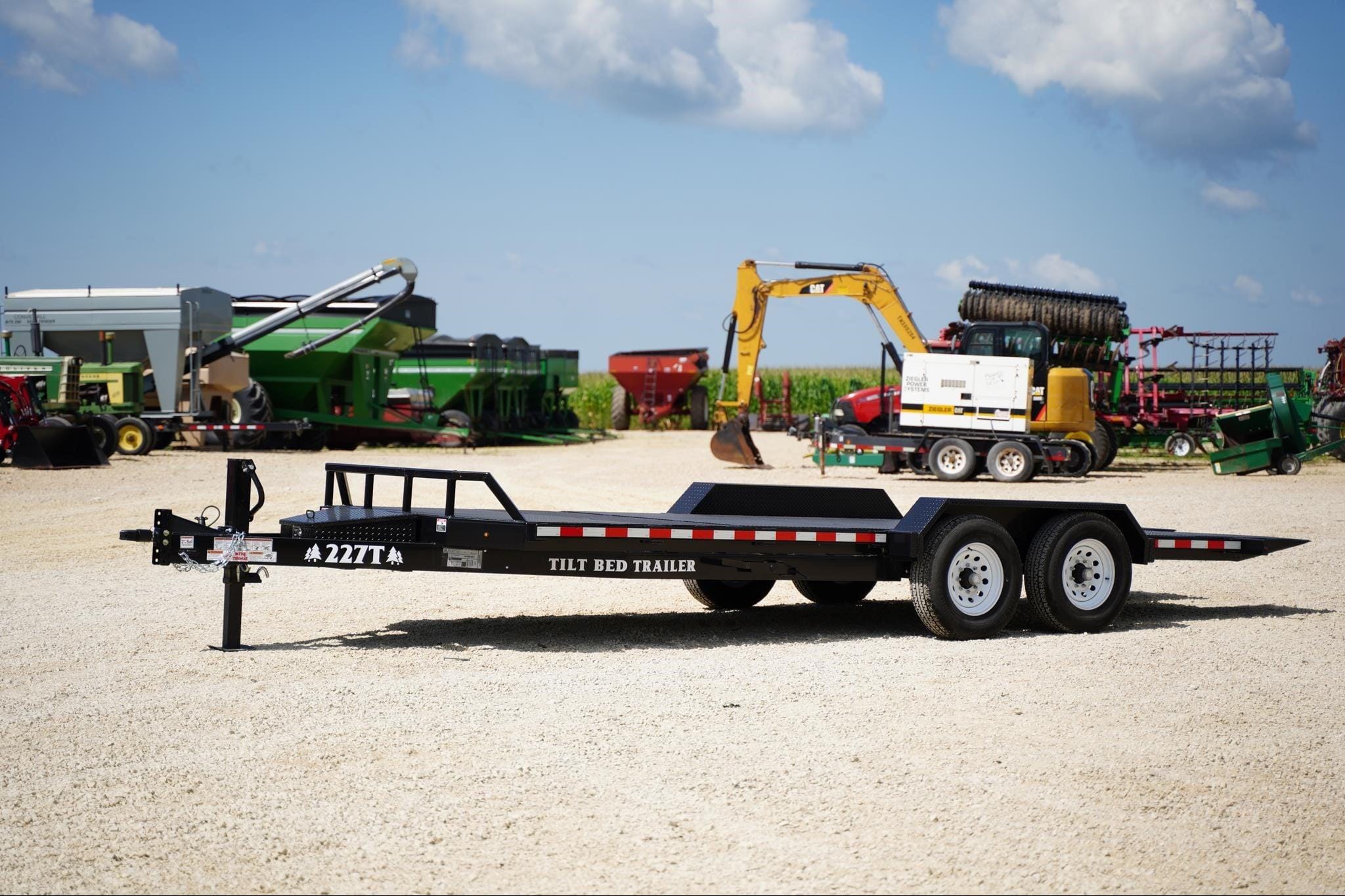 2025 Industrias America 227T Equipment Image0