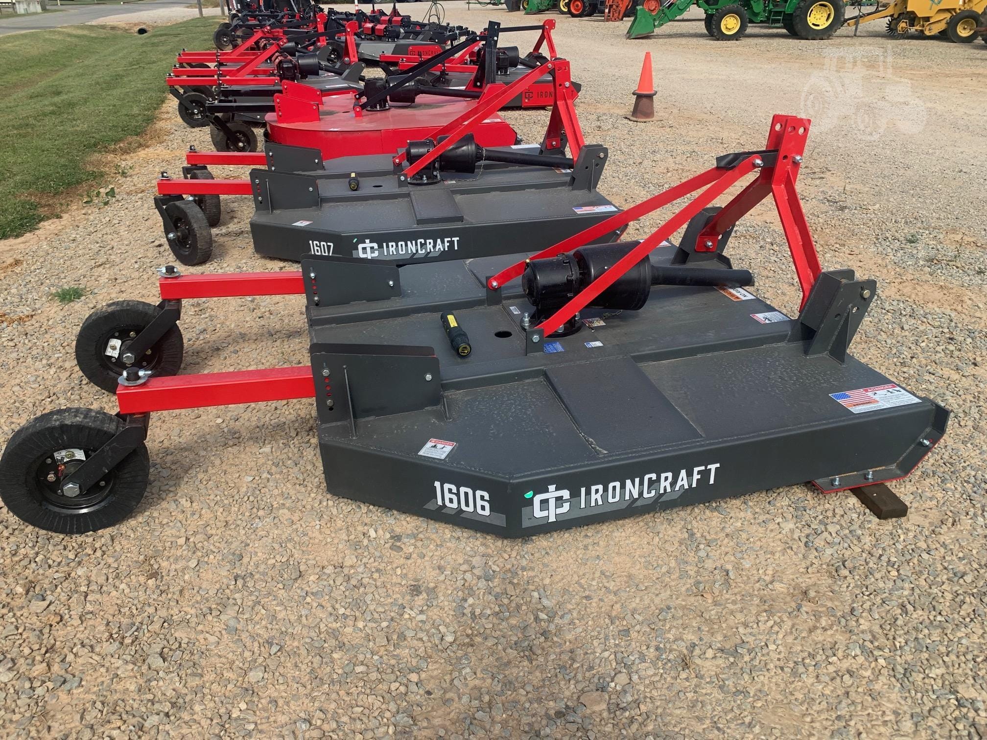 2025 IronCraft 3062T Equipment Image0