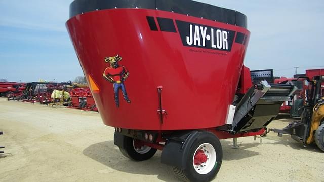 Image of Jaylor 5425 equipment image 2