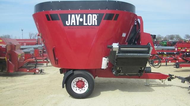 Image of Jaylor 5425 equipment image 1