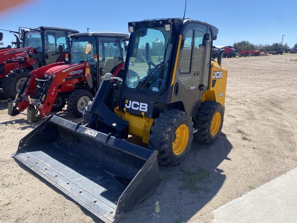 2024 JCB 300 Equipment Image0