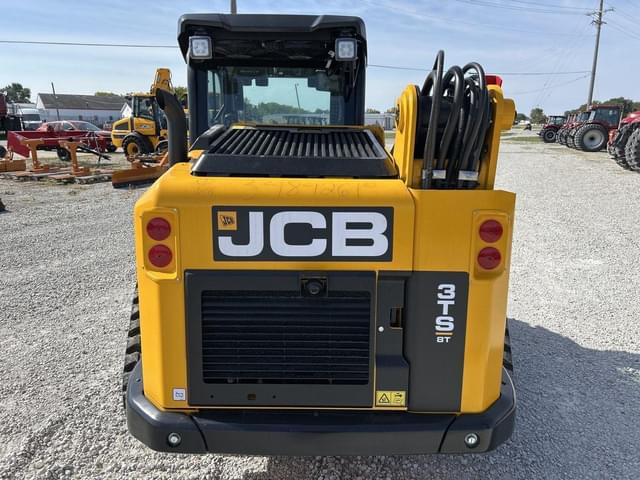 Image of JCB 3TS-8T equipment image 3