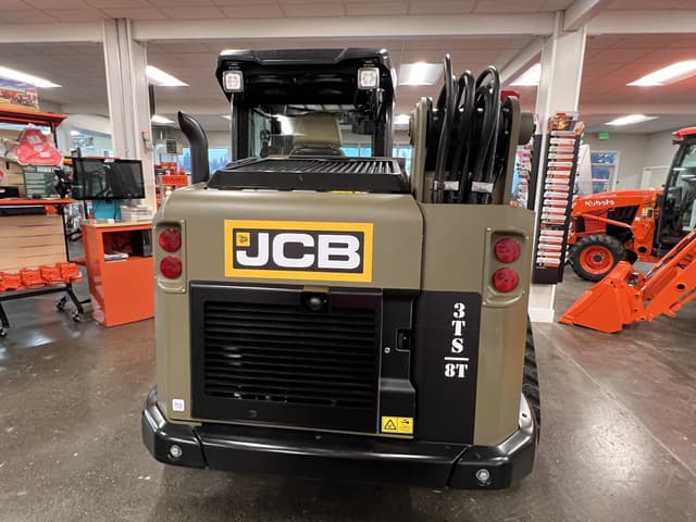 Image of JCB 3TS-8T equipment image 4