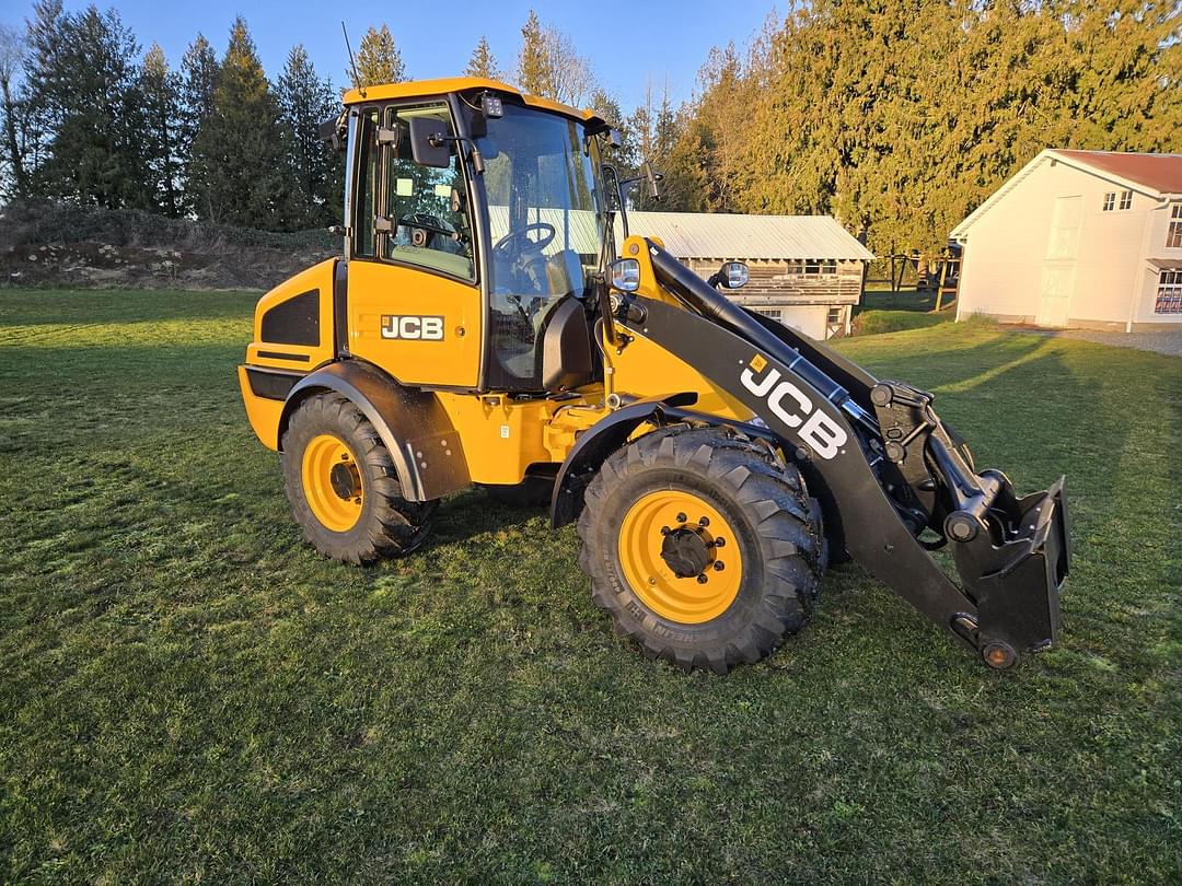 Image of JCB 409 Agri Primary image