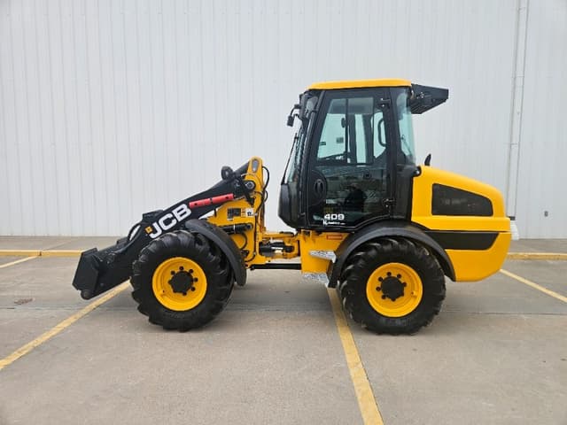 Image of JCB 409 equipment image 1