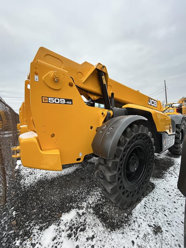 Image of JCB 509-42 equipment image 3