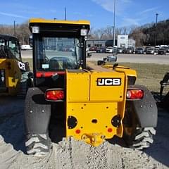 Image of JCB 525-60 Agri Plus equipment image 3