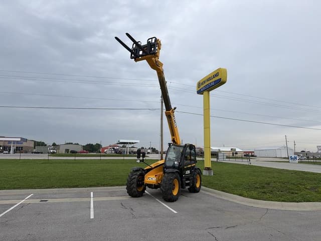Image of JCB 532-60 equipment image 1