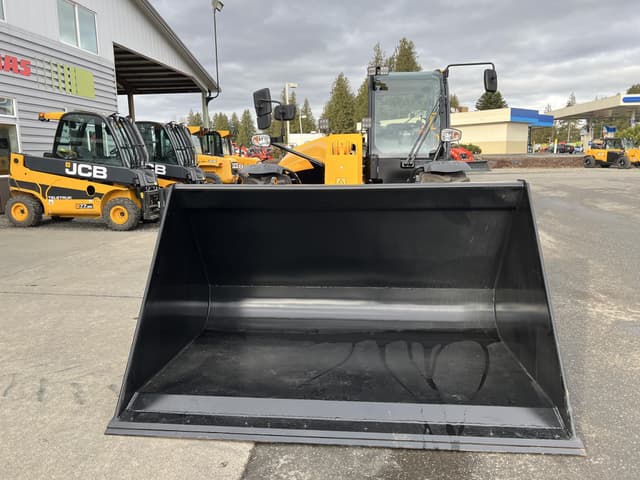 Image of JCB 542-70 Agri Plus equipment image 4