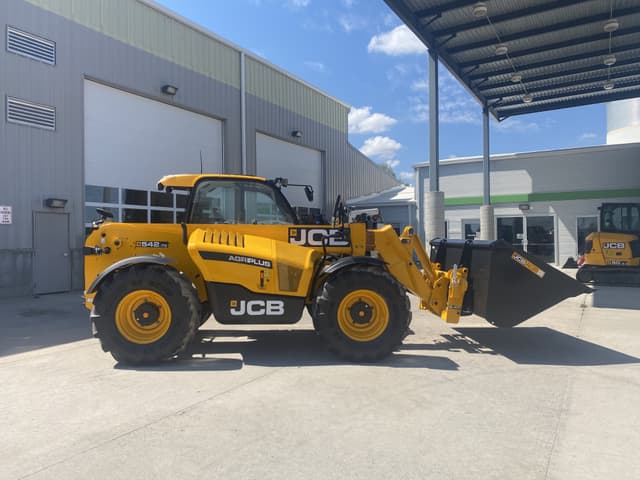 Image of JCB 542-70 Agri Plus equipment image 3