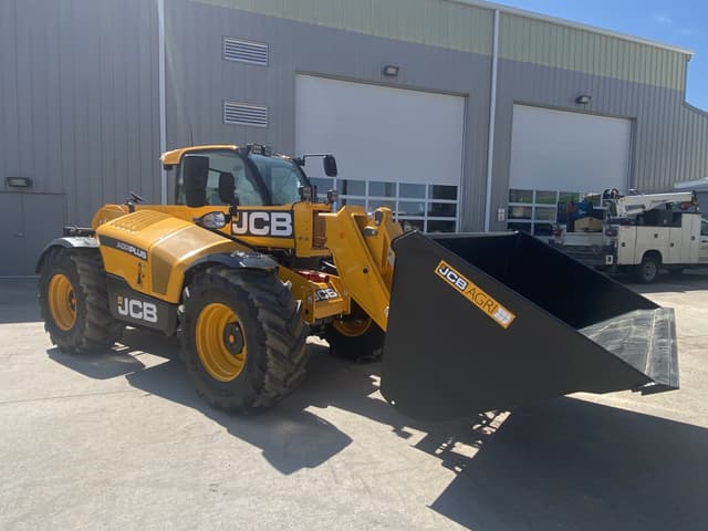 Image of JCB 542-70 Agri Plus equipment image 2