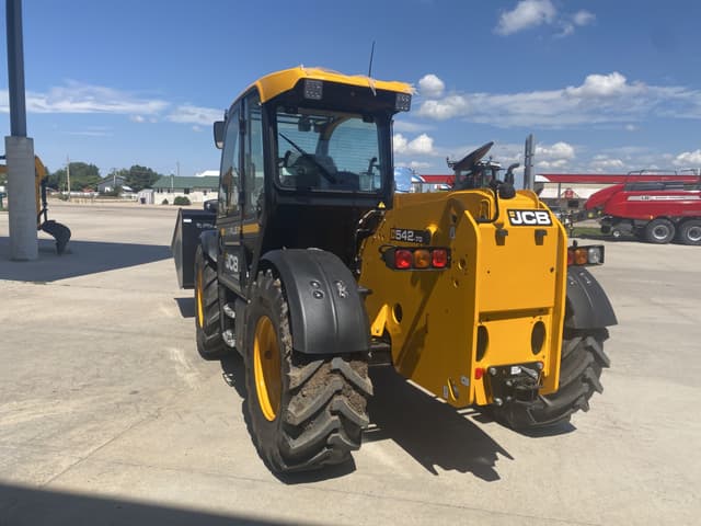 Image of JCB 542-70 Agri Plus equipment image 4