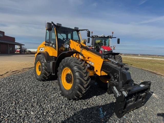 2025 JCB TM420 Agri Equipment Image0