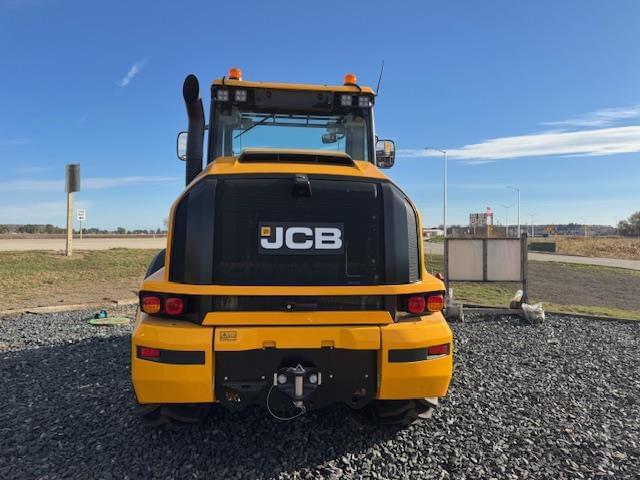 Image of JCB TM420 Agri equipment image 3