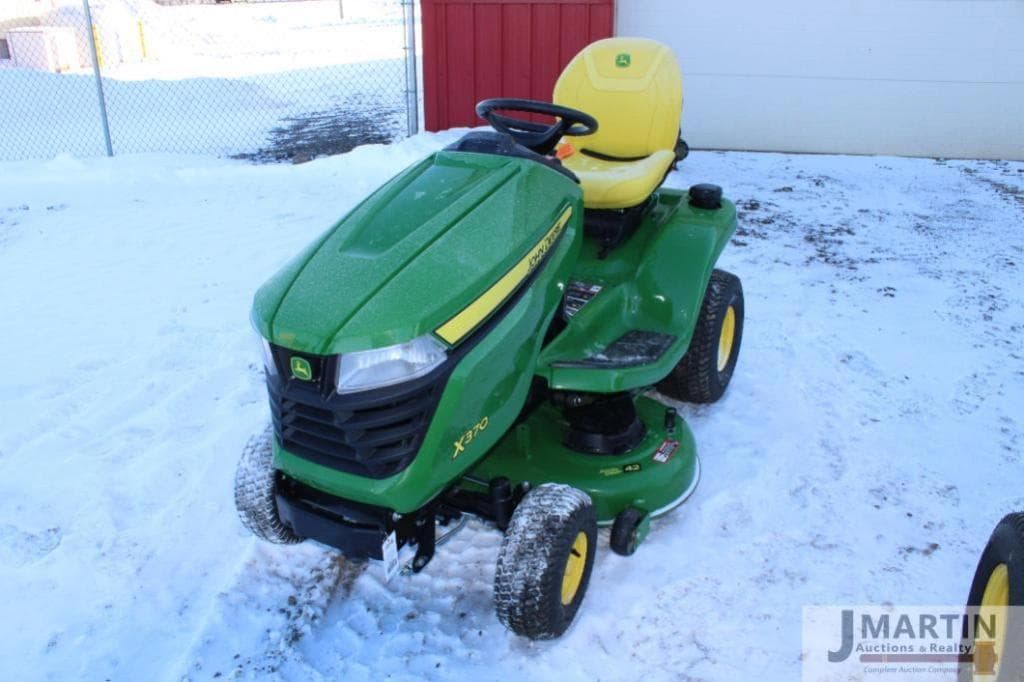 Image of John Deere X370 Primary image