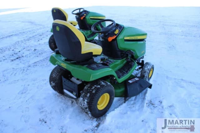 Image of John Deere X370 equipment image 2