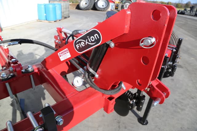 Image of JM Shirk 6515 equipment image 4