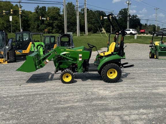 2025 John Deere 1023E Equipment Image0