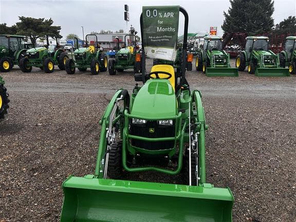 Image of John Deere 1023E equipment image 2