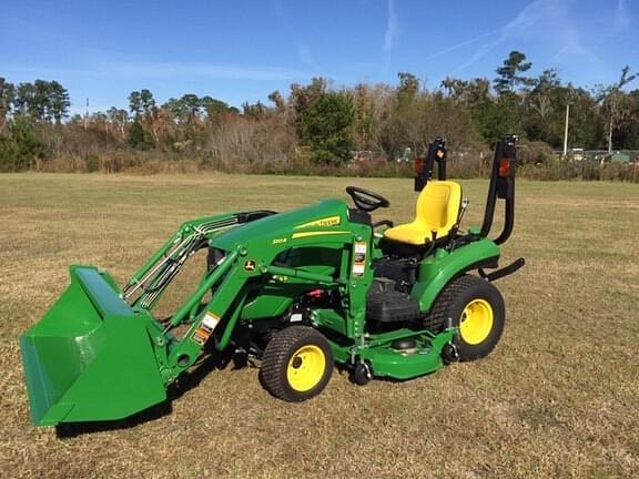 Image of John Deere 1023E equipment image 2