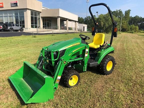 Image of John Deere 1023E equipment image 1