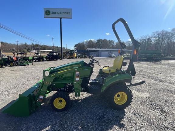 2025 John Deere 1023E Equipment Image0