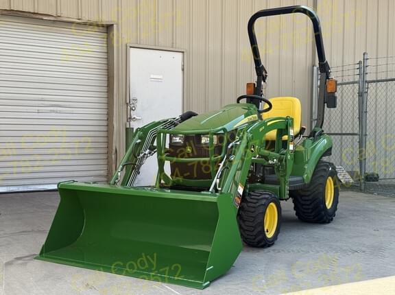 Image of John Deere 1023E equipment image 1