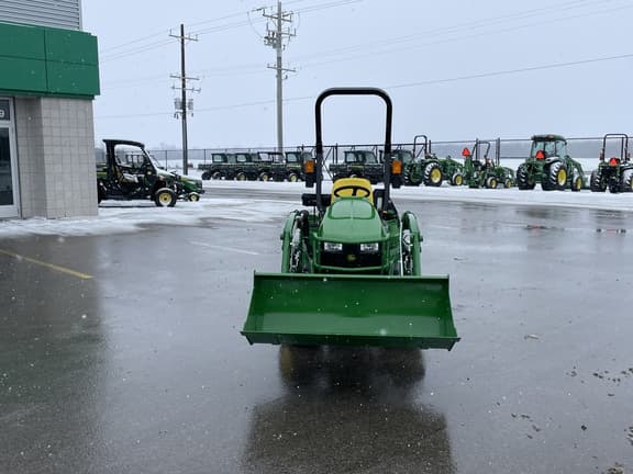 Image of John Deere 1023E equipment image 2