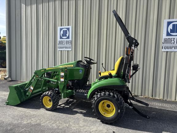 Image of John Deere 1023E equipment image 4