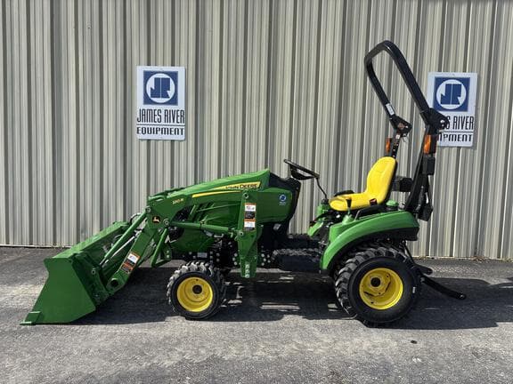Image of John Deere 1023E equipment image 3