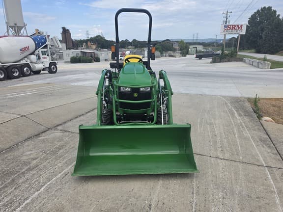 Image of John Deere 1023E equipment image 2
