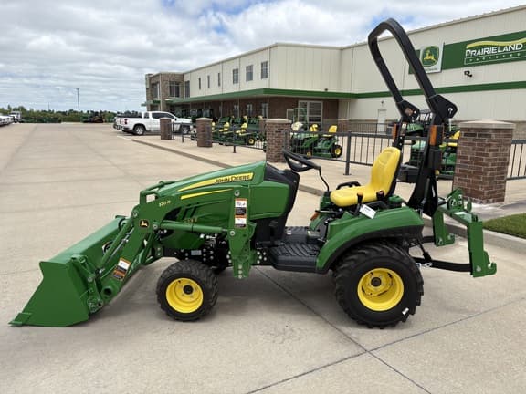 Image of John Deere 1023E equipment image 1