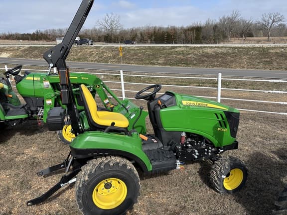 Image of John Deere 1023E equipment image 3