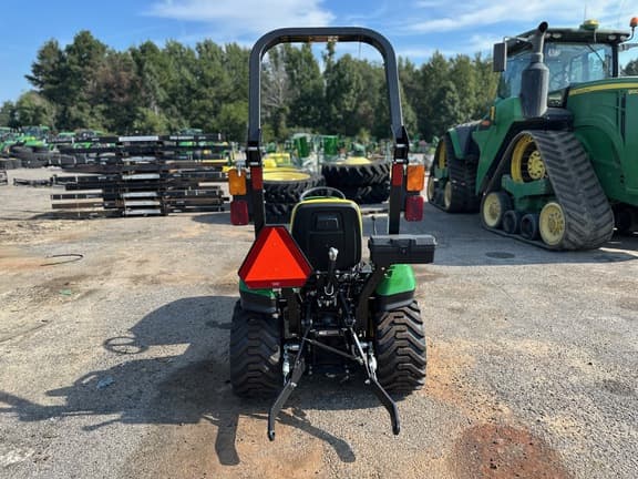 Image of John Deere 1023E equipment image 2