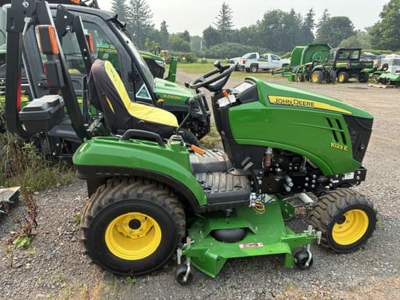 Image of John Deere 1023E equipment image 1