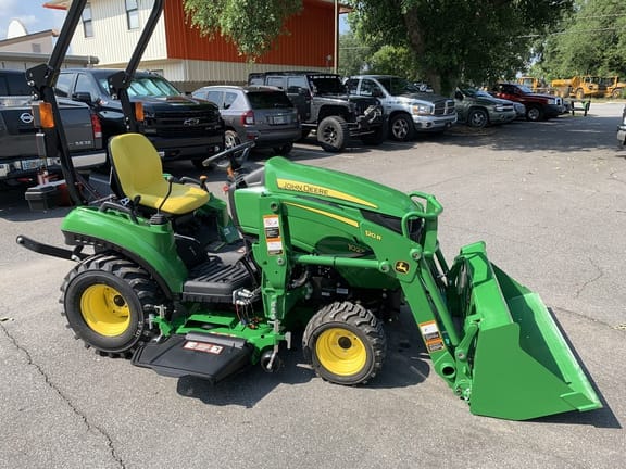 2025 John Deere 1023E Equipment Image0