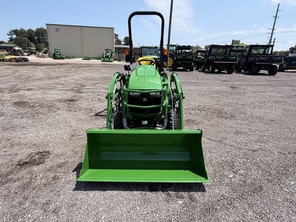 Image of John Deere 1023E equipment image 2