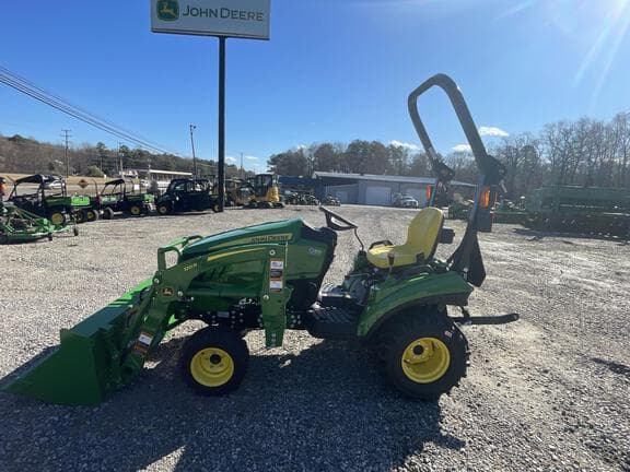 Image of John Deere 1023E equipment image 1