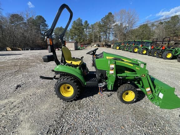 Image of John Deere 1023E equipment image 3