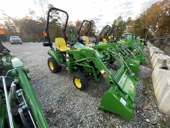2025 John Deere 1023E Equipment Image0